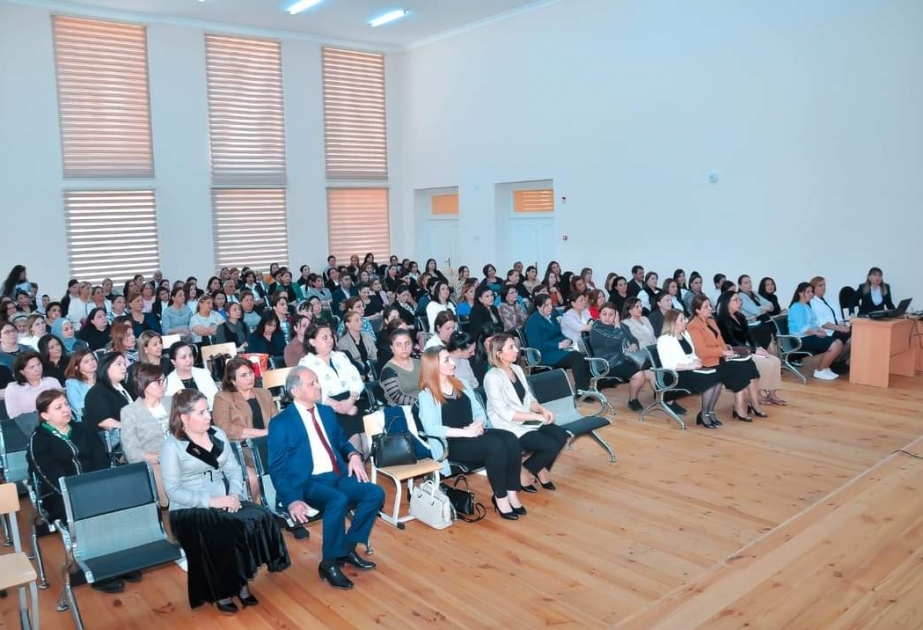 Müəllimlərin sertifikatlaşdırılması prosesinə dair görüşlər davam edir