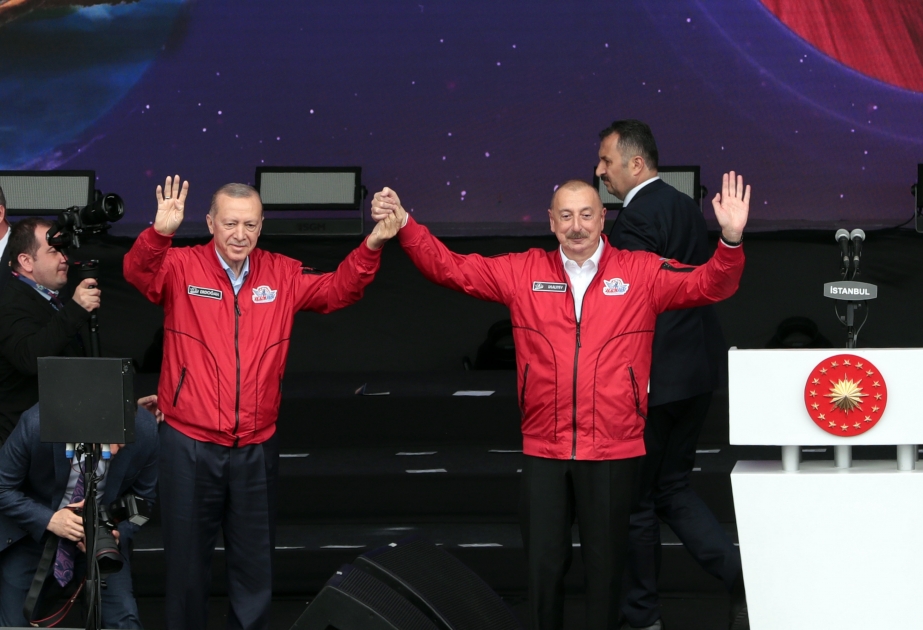 Ilham Aliyev et Recep Tayyip Erdogan ont assisté au TEKNOFEST à Istanbul  MIS A JOUR VIDEO