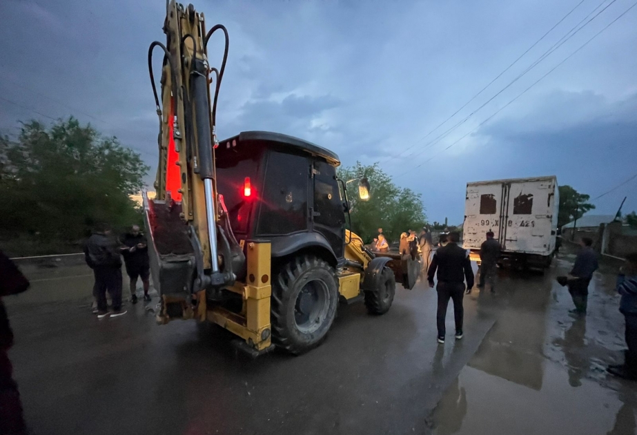 Tərtərdə sel sularının vurduğu ziyan aradan qaldırılır