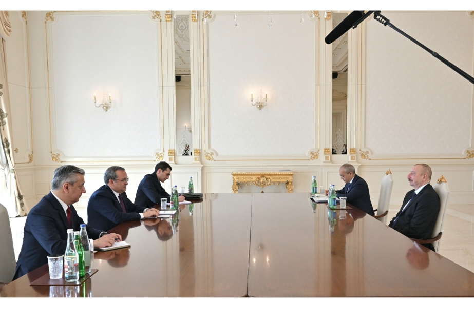 伊利哈姆·阿利耶夫总统接见乌兹别克斯坦Uzavtosanoat 公司董事会主席