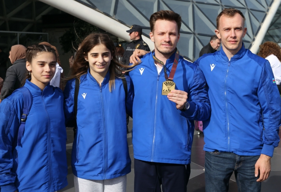 Dünya kuboku yarışlarında qızıl medal qazanan gimnastımız Bakıya qayıdıb