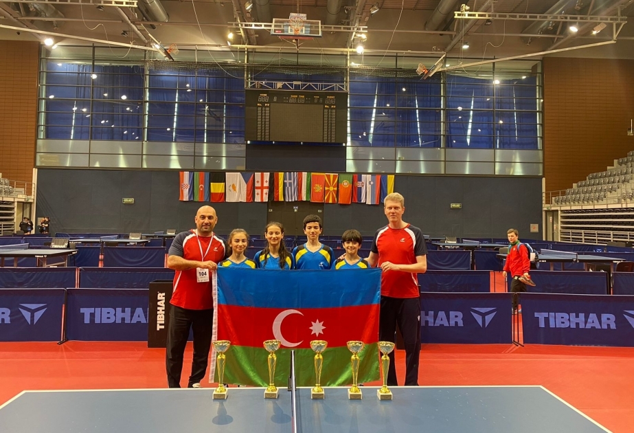 Azerbaijani table tennis players bring home four medals from Croatia