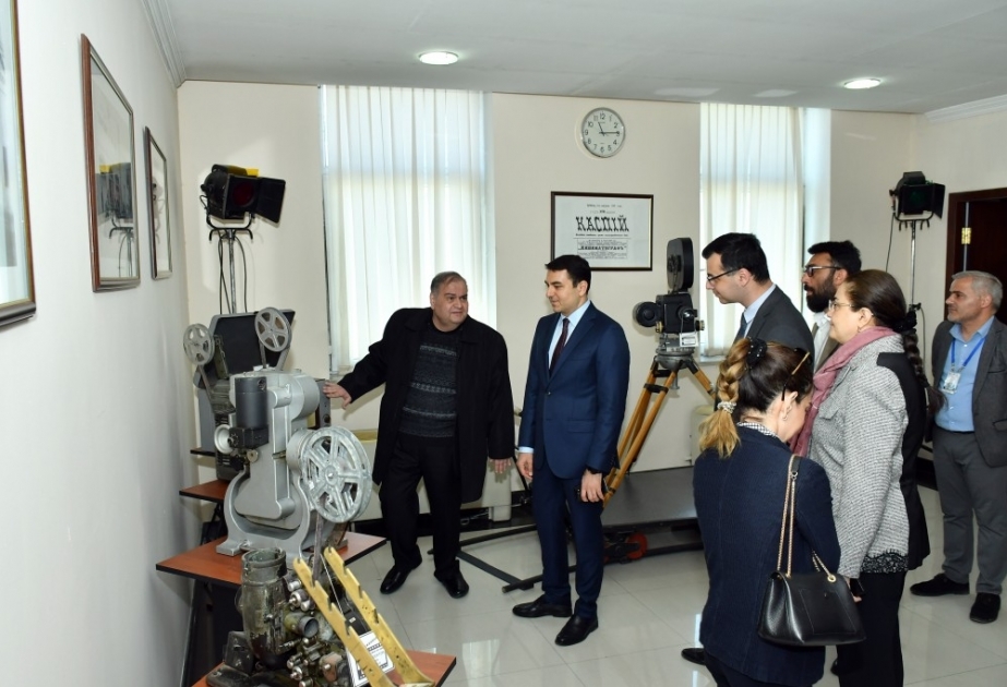 Mədəniyyət naziri Adil Kərimli dövlət kino təsisatlarını ziyarət edib