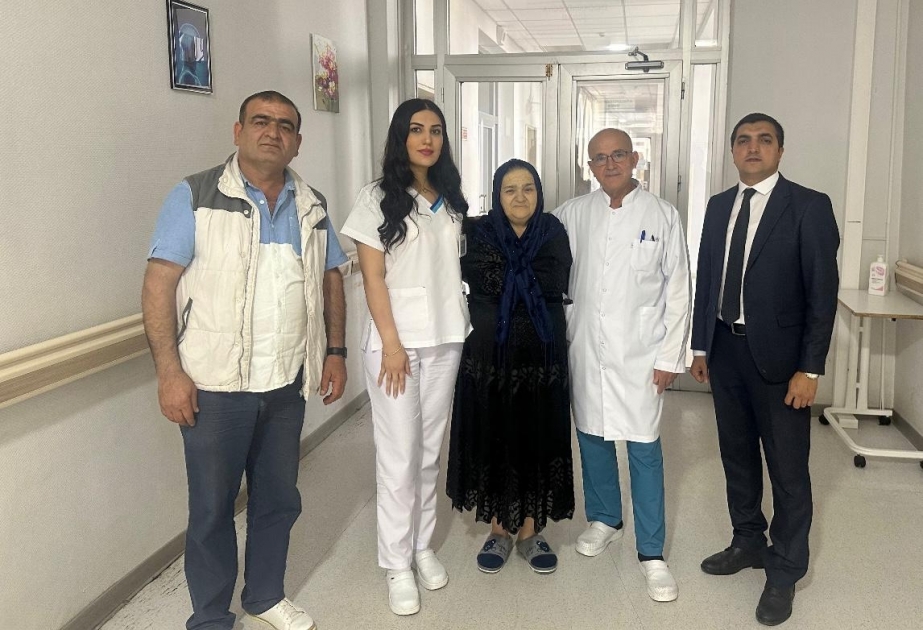 Ağır vəziyyətdə xəstəxanaya müraciət edən şəhid anasının səhhətində müsbətə doğru dəyişikliklər qeydə alınıb