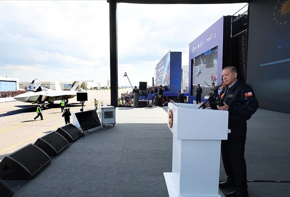 Rəcəb Tayyib Ərdoğan: “Hürjet” qırıcıları F-16 təyyarələrini əvəzləyəcək