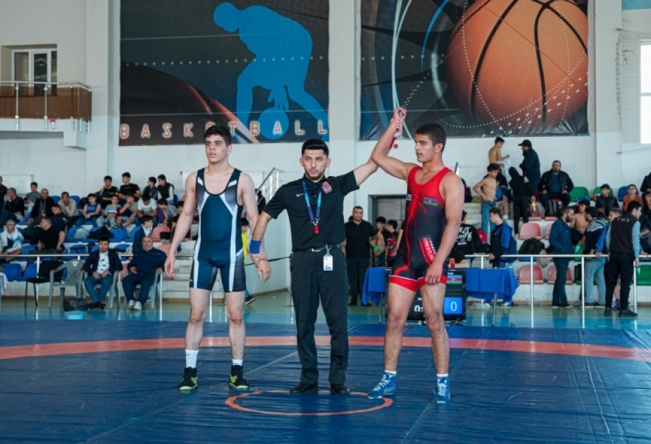 U-15 Azərbaycan çempionatında sərbəst güləş yarışlarına yekun vurulub