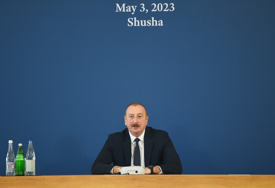 El presidente de Azerbaiyán espera que las conversaciones en Washington muestren al menos algunos signos de progreso