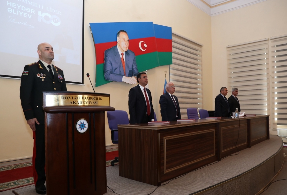 “Heydər Əliyev və Azərbaycanda hərbi quruculuq” adlı kitabın təqdimatı olub