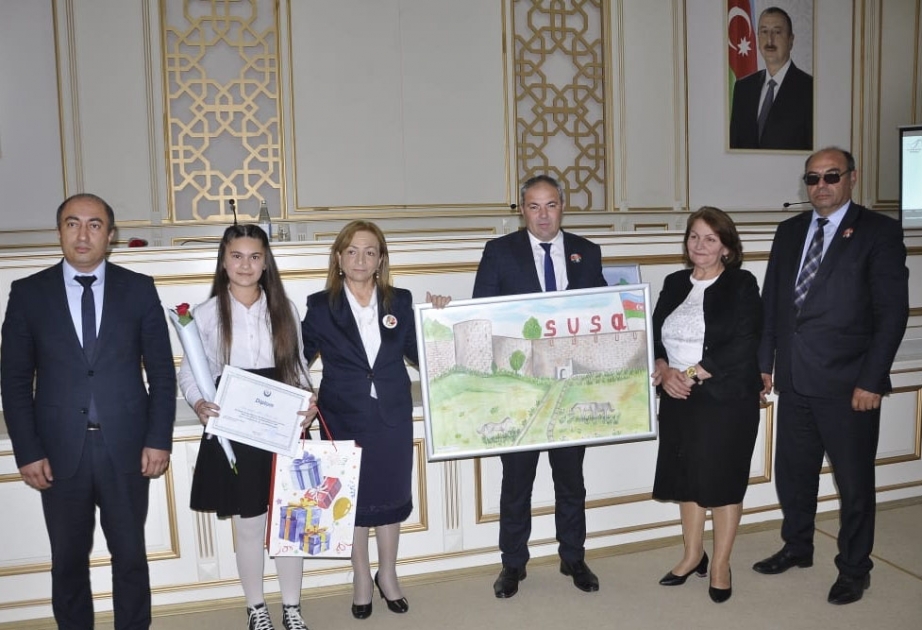 “Mən fəxr edirəm ki, azərbaycanlıyam” adlı rəsm müsabiqəsi yekunlaşıb