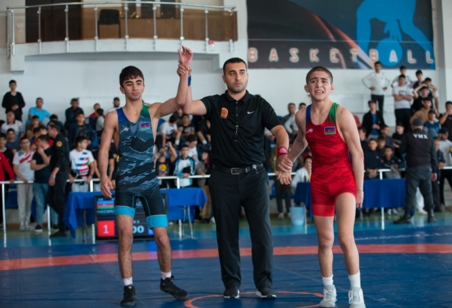 Güləş üzrə U-15 Azərbaycan çempionatına yekun vurulub