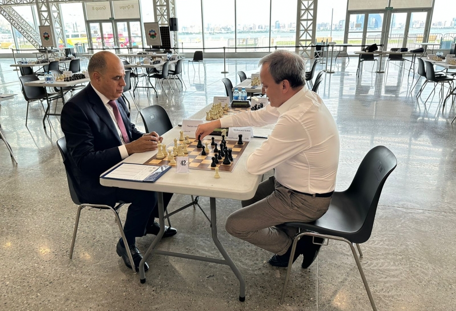 FIDE-nin prezidenti beynəlxalq şahmat festivalının keçirildiyi “Baku Crystal Hall”da olub