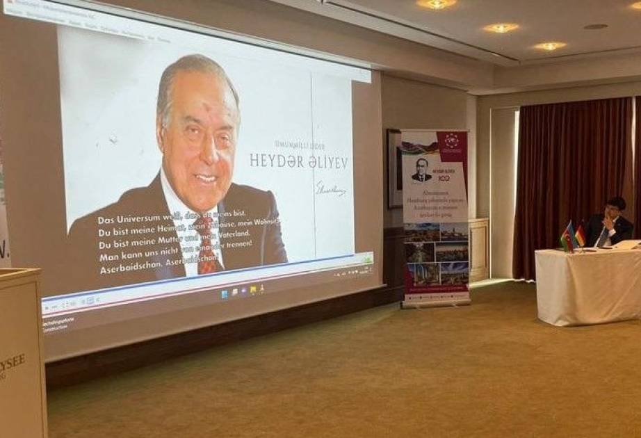 Hamburqda Azərbaycan Evinin açılması məsələsi müzakirə olunub