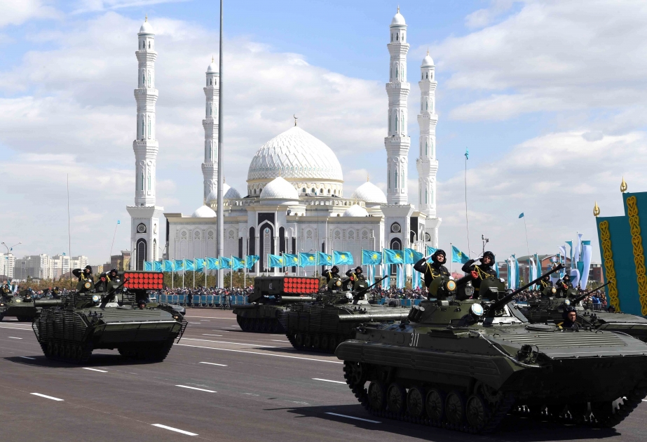 من أي بلدان تستورد كازاخستان الأسلحة؟