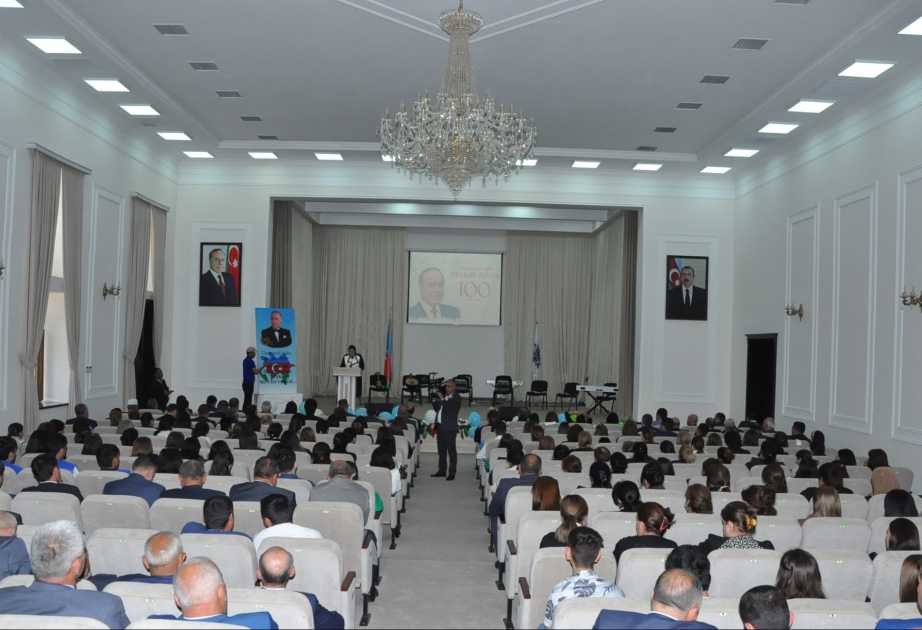 Xalqımızın xilaskarı, müstəqil Azərbaycan dövlətinin banisi
