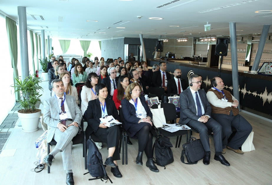 Xalça Muzeyində Ümummilli Liderin 100 illiyinə həsr olunmuş beynəlxalq elmi konfrans keçirilir