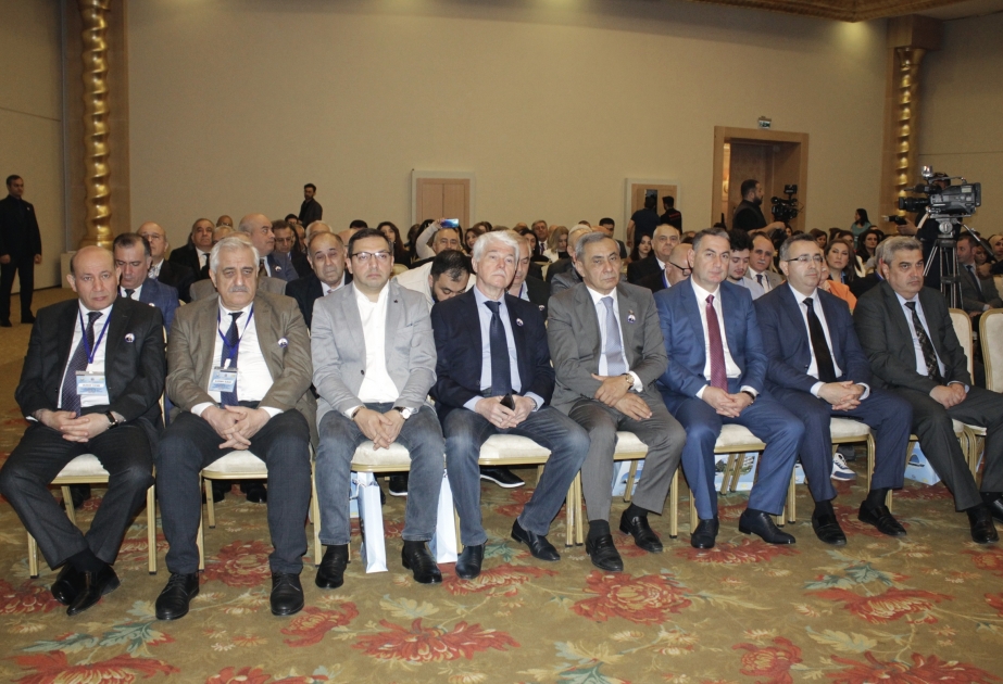 Səhiyyə işçilərinin Ümummilli Lider Heydər Əliyevin 100 illiyinə həsr olunan beynəlxalq elmi-praktik konfransı öz işinə başlayıb