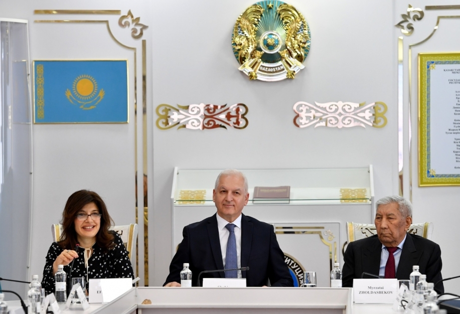 Kazajistán acoge una conferencia sobre el centenario de Heydar Aliyev