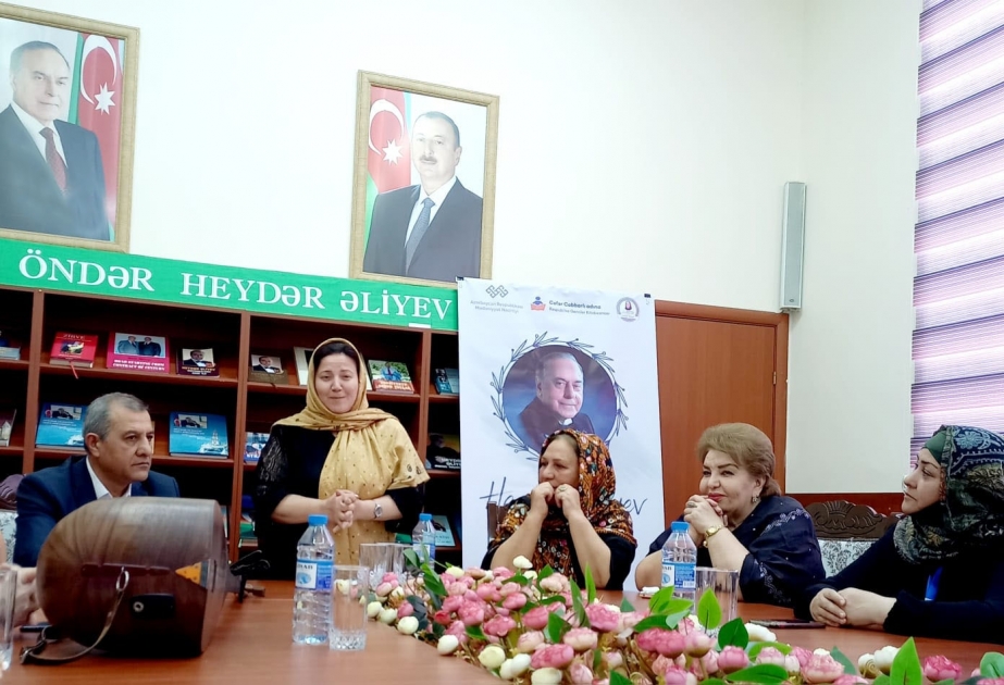 Respublika Gənclər Kitabxanasında Ulu Öndərin 100 illiyi münasibətilə tədbir