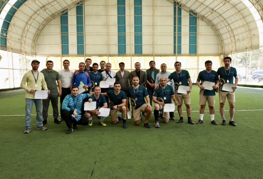 Energetika Nazirliyinin təşkilatçılığı ilə Ulu Öndərin 100 illiyinə həsr olunmuş minifutbol turnirinin final oyunu keçirilib