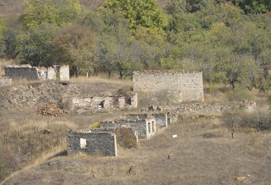 Kəlbəcər rayonunun Mozqaraçanlı kəndi  FOTO