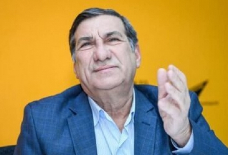 Gülən-güldürən, düşündürən Arif Quliyev