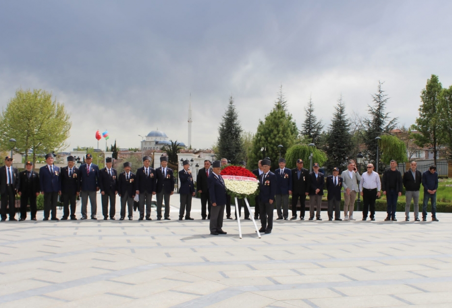 Ankarada Ulu Öndər Heydər Əliyevin anadan olmasının 100 illiyi ilə əlaqədar anım mərasimi keçirilib