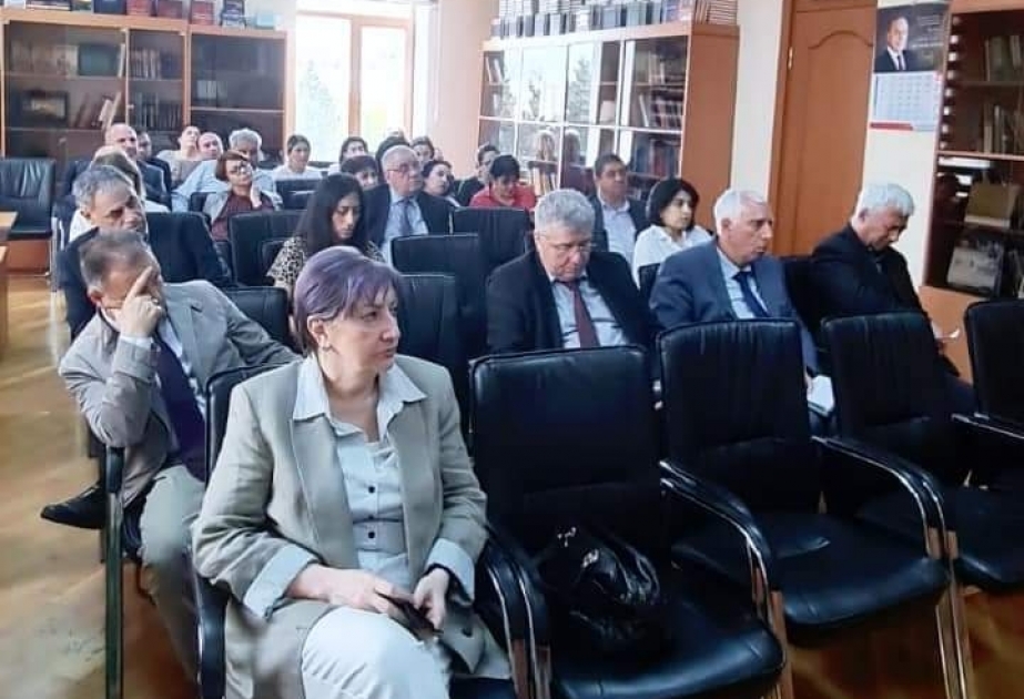 Tarix İnstitutunda dəyirmi masa - “Azərbaycan tarixinin aktual problemləri”
