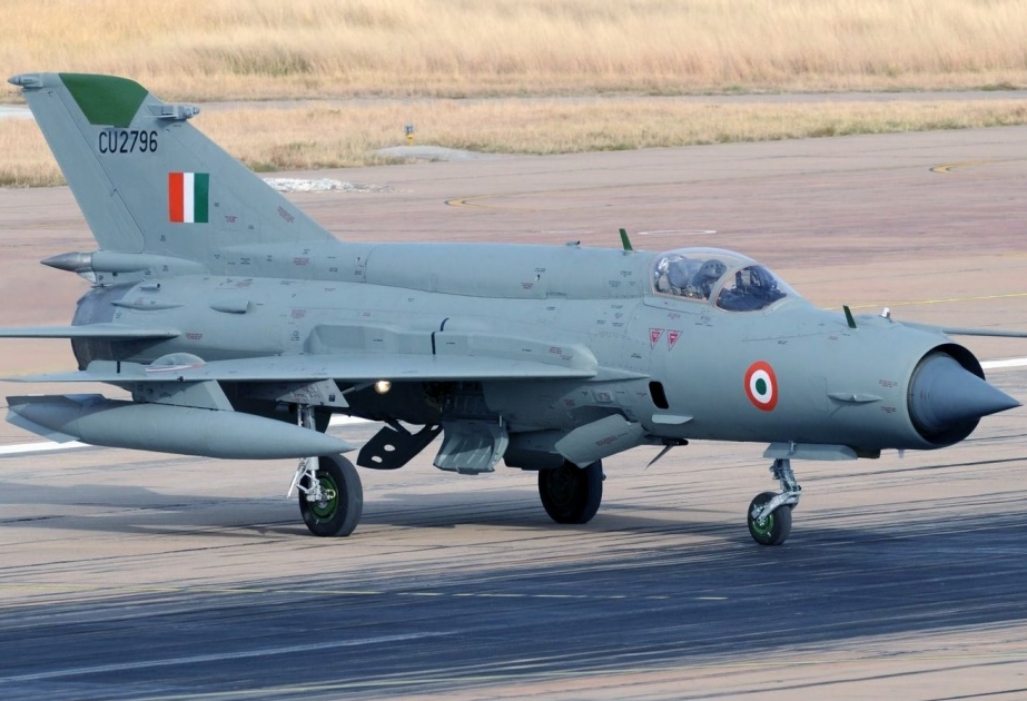 Hindistanda “MiG-21” qırıcısının evə düşməsi 3 nəfərin ölümünə səbəbə olub