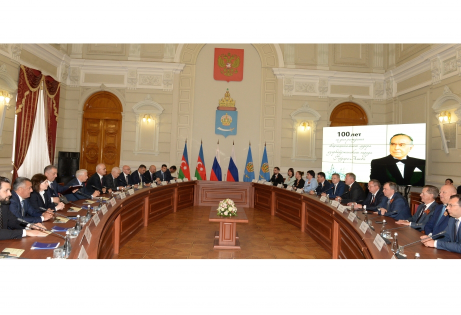 El Viceprimer Ministro de Azerbaiyán se reúne con el Gobernador de Astracán