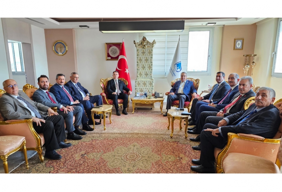 YAP-ın nümayəndə heyəti Manisada Yunusemre bələdiyyəsini ziyarət edib