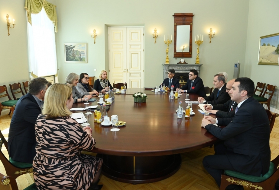 Le ministre azerbaïdjanais des Affaires étrangères reçu par le président de Lituanie