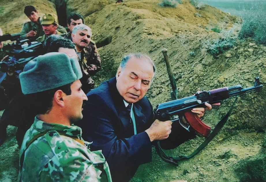 Bir şəklin tarixçəsi  FOTO