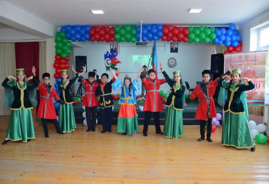 “Azərbaycanın sönməz günəşi” –  məktəbdə tədbir