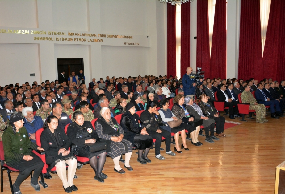 Daşkəsənlilər Ümummilli Lider Heydər Əliyevin xatirəsini yad ediblər