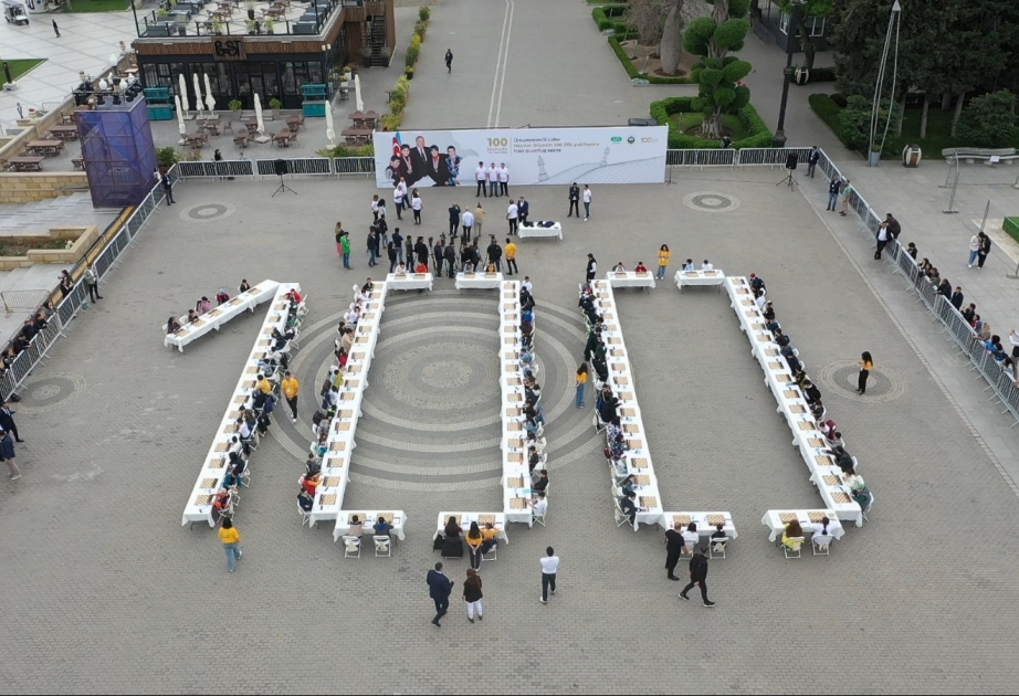 Bakıda ilk dəfə 100 lövhədə şahmat seansı təşkil olunub