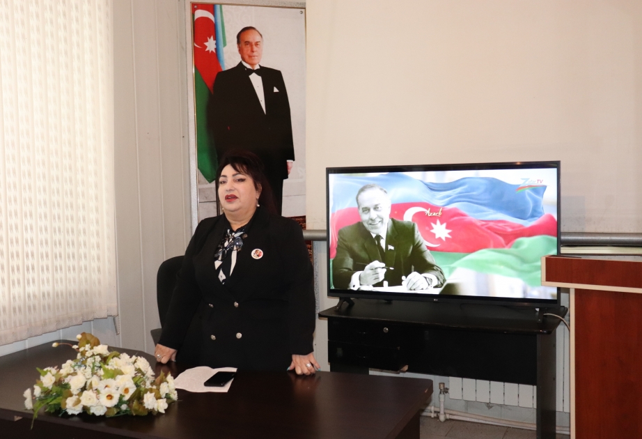 Dendrologiya İnstitutunda Ümummilli Liderin 100 illik yubileyi qeyd olunub