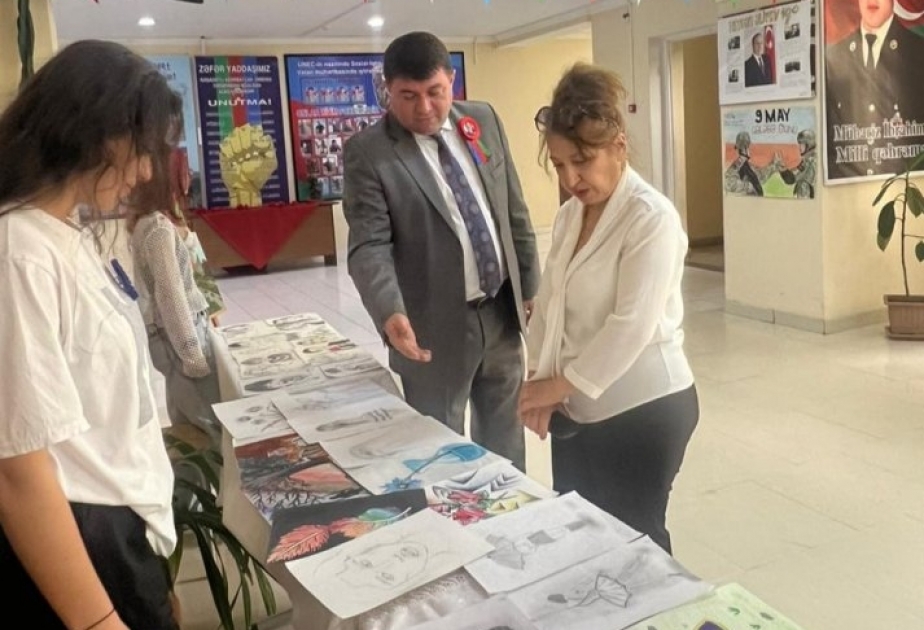 Sosial-İqtisadi Kollecdə Ulu Öndərə həsr olunmuş tədbir: “Əbədiyaşar lider”