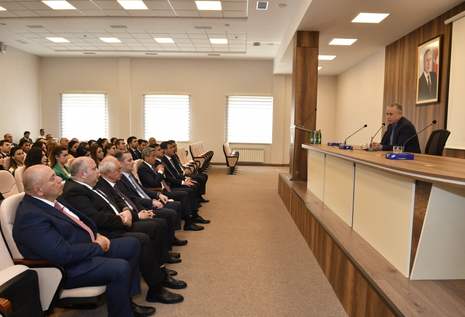 Ümummilli Lider Heydər Əliyevin 100 illiyi Mənzil İnşaatı Dövlət Agentliyində də qeyd olunub