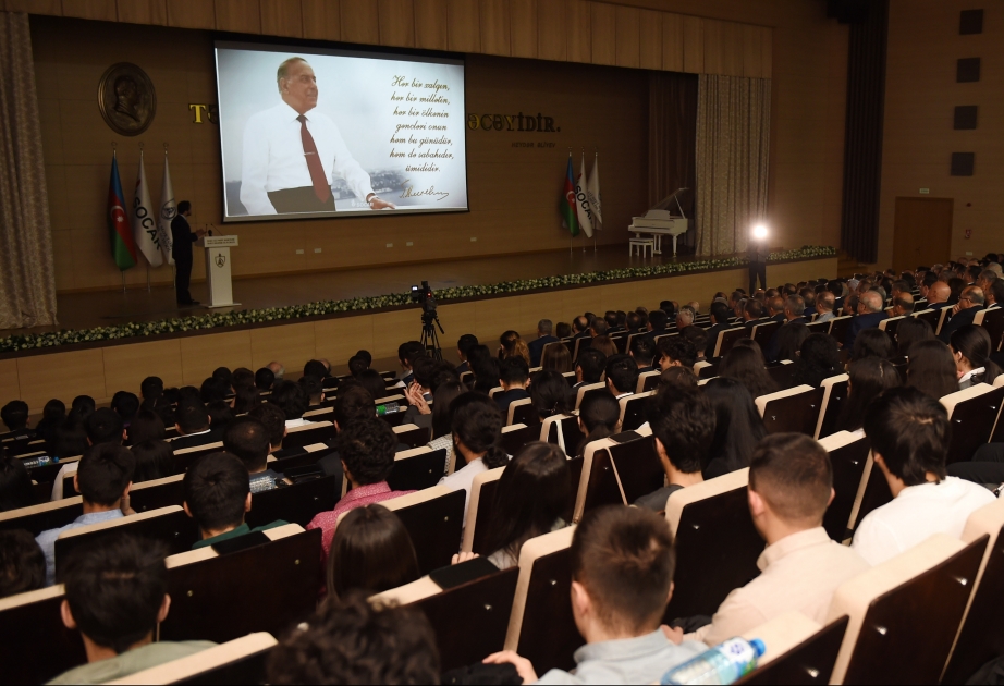 SOCAR Ulu Öndər Heydər Əliyevin 100 illik yubileyi münasibətilə tədbir keçirib