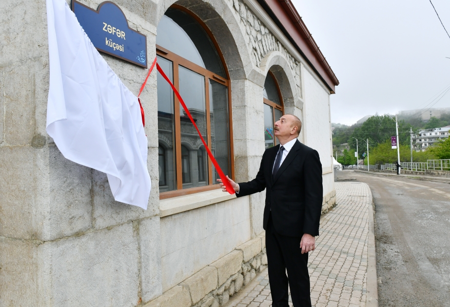 Signs of Khurshidbanu Natavan and Zafar streets, as well as that at intersection of Garabagh and Khan Shushinski streets were unveiled in Shusha VIDEO