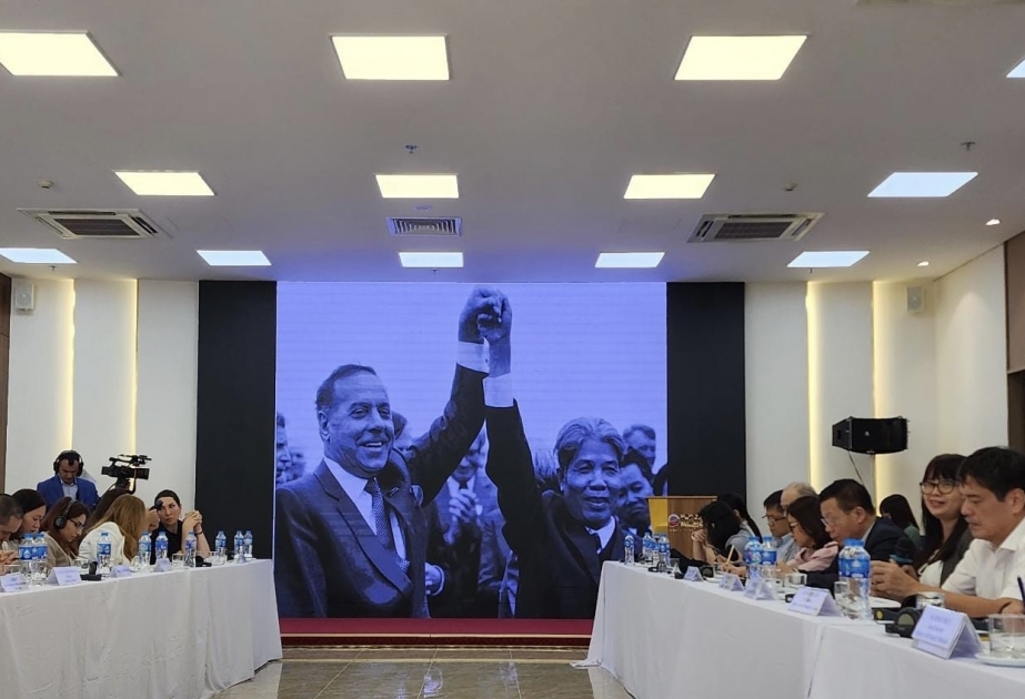 Hanoyda “Heydər Əliyev: Azərbaycan və Vyetnam arasında dostluğun qurulmasında tarixi missiya” adlı konfrans keçirilib VİDEO