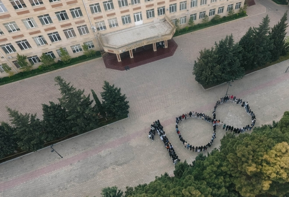 BDU-da Ulu Öndər Heydər Əliyevin 100 illik yubileyinə həsr olunmuş fləşmob