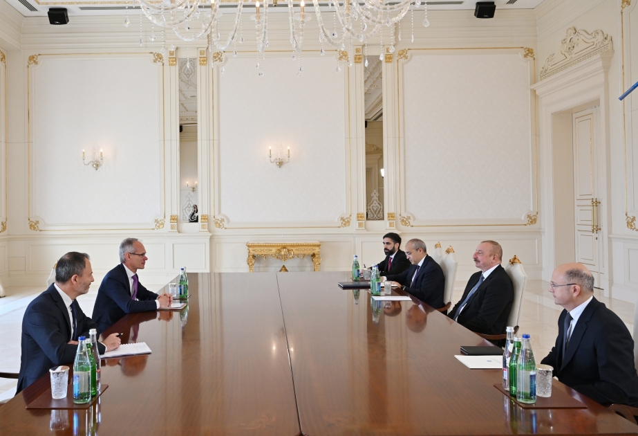 Президент Ильхам Алиев принял президента компании Total Energies по разведке и добыче ВИДЕО