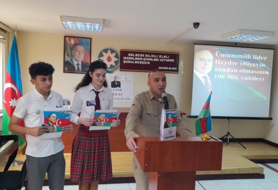 “Gənc istedadlar” liseyində ədəbiyyat gecəsi: Xalqa bağışlanan ömür