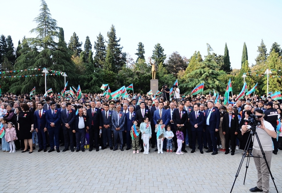 Ulu Öndər Heydər Əliyevin anadan olmasının 100 illik yubileyi Naftalanda coşqu və təntənə ilə qeyd edilib