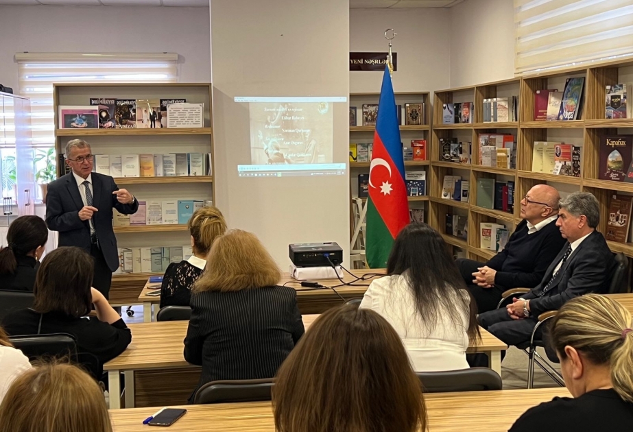 Əqli Mülkiyyət Agentliyində Ümummilli Liderin 100 illik yubileyi münasibətilə tədbir keçirilib
