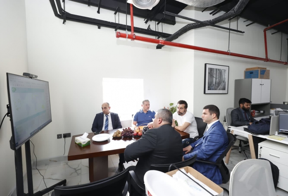 KOBİA nümayəndələri Dubayda azərbaycanlı iş adamının təsis etdiyi şirkətdə olublar