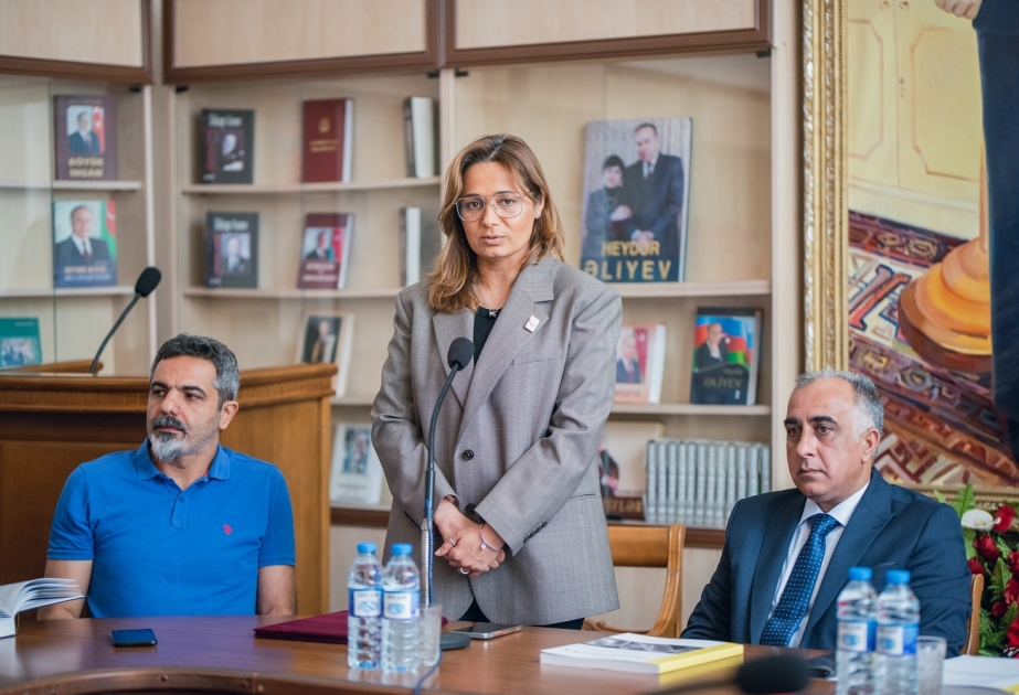 ®  “Campbell Biologiya” kitabının BDU-da və ADPU-da təqdimatı keçirildi