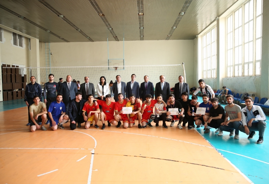 ADPU-da voleybol yarışlarının qalibləri mükafatlandırılıb