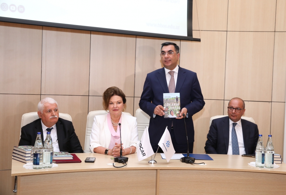 Bakıda mina təhlükəsinə həsr edilmiş “Canlanan torpaq” kitabının təqdimatı olub